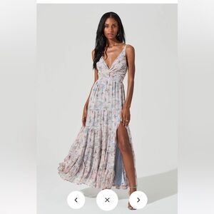 ASTR Twist Front Floral Tiered Maxi Dress Size Small